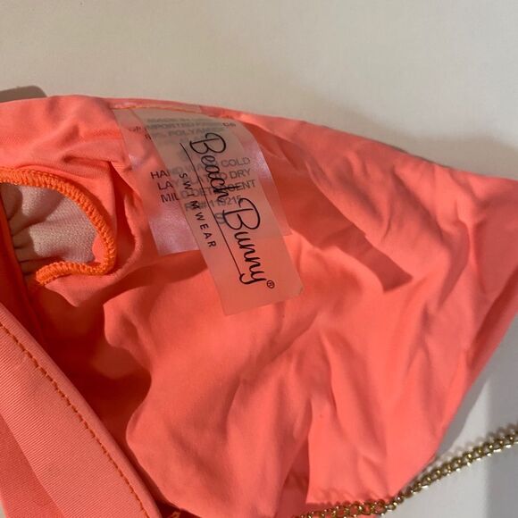 Beach Bunny Bikini Top - Picture 2 of 9